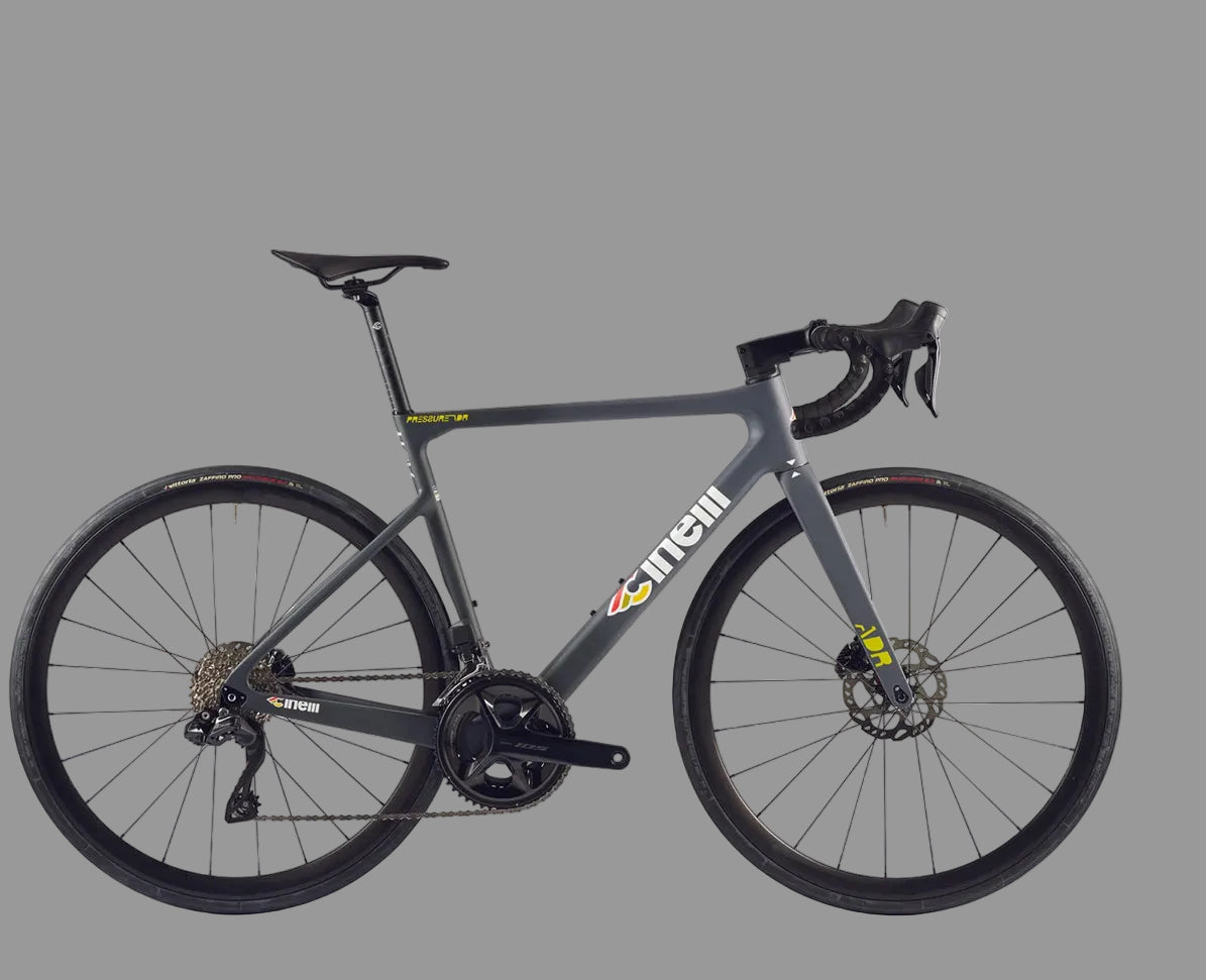 Cinelli Pressure ADR 105 DI2 Bike